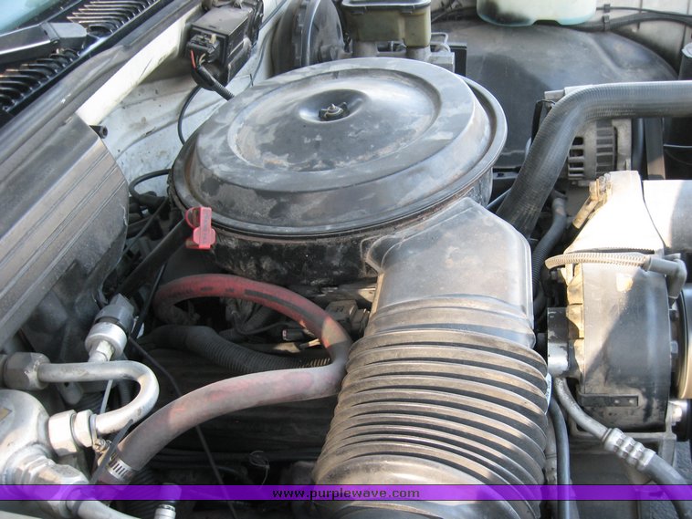 image for item 5589 1988 Chevrolet Silverado 1500 pickup