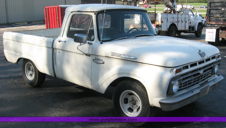 image for item 5590 1966 Ford F100 pickup