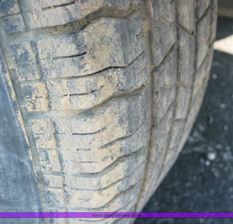 image for item 5590 1966 Ford F100 pickup