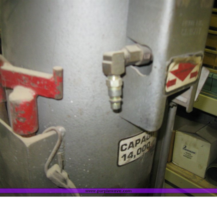 image for item 5603 Gray TNT550 truck and trailer air lift