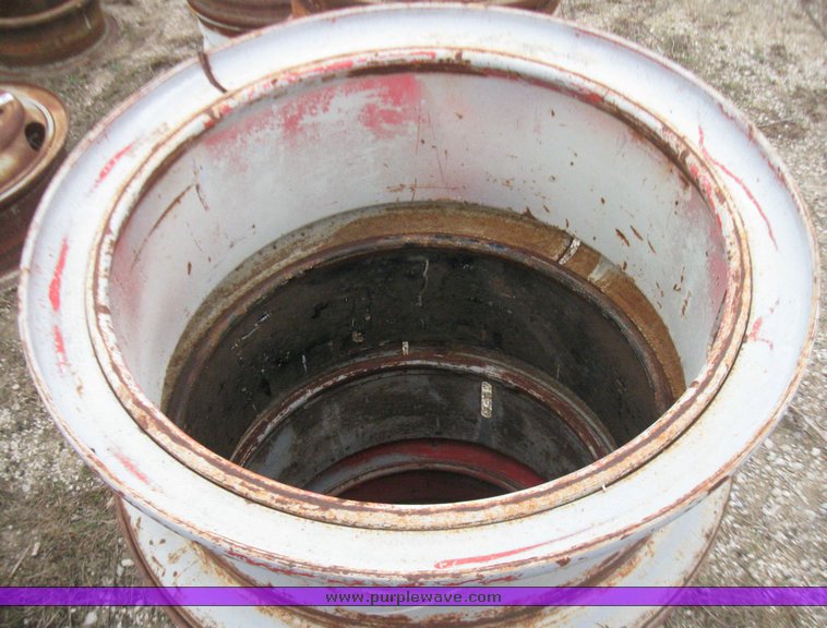 image for item 5653 (4) Dayton type wheels