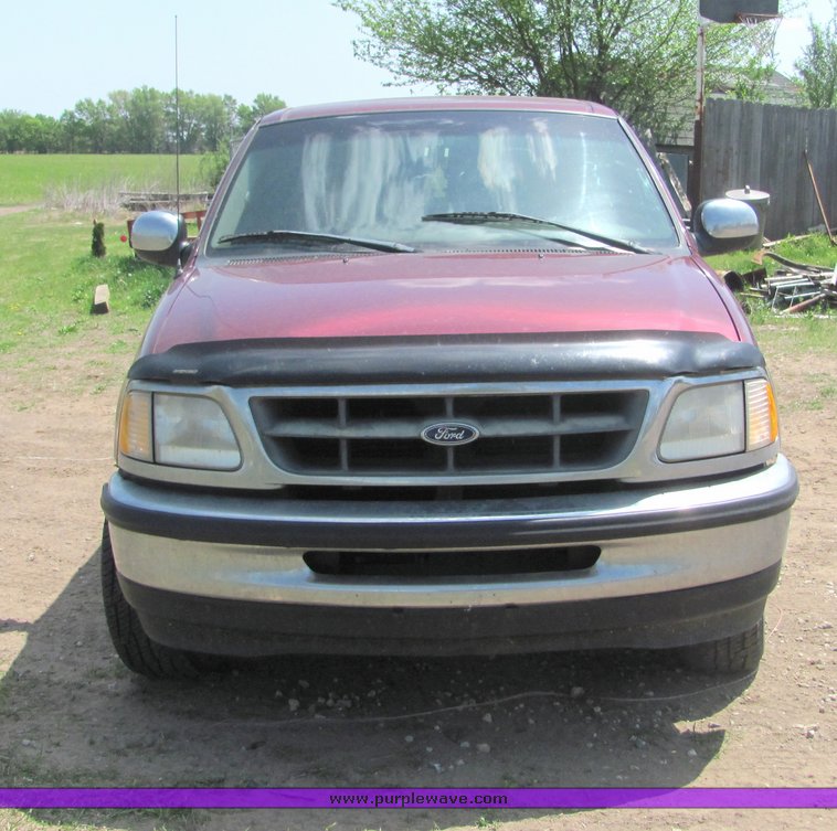 image for item 6068 1998 Ford F-150 XLT