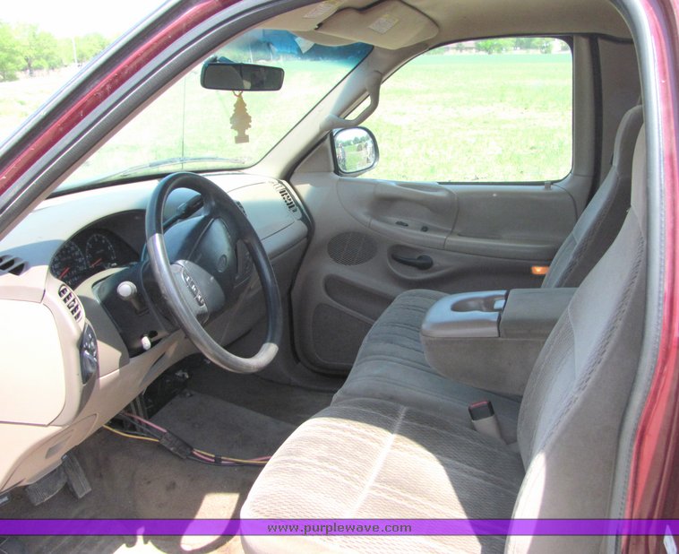 image for item 6068 1998 Ford F-150 XLT