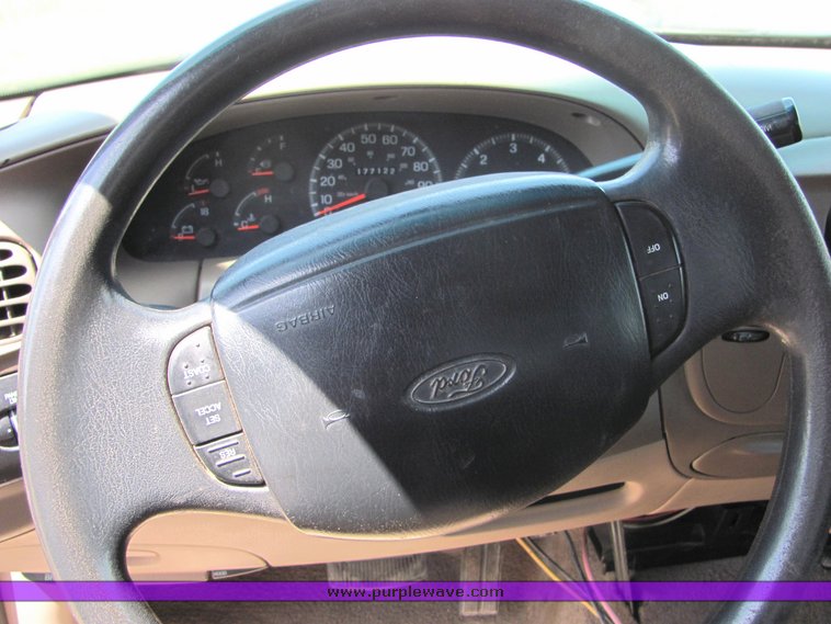 image for item 6068 1998 Ford F-150 XLT