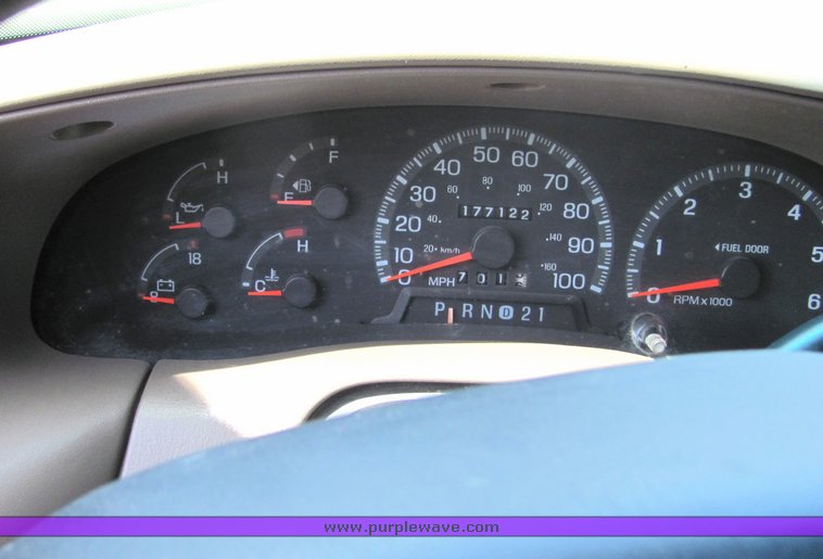 image for item 6068 1998 Ford F-150 XLT