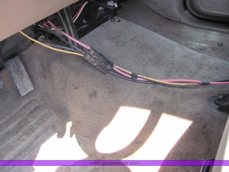 image for item 6068 1998 Ford F-150 XLT