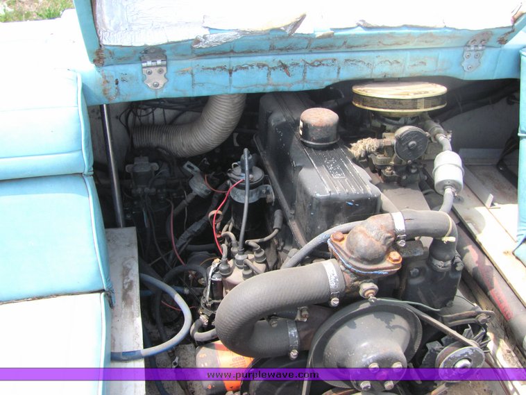 image for item 6070 1998 Cobalt 16' tri hull boat