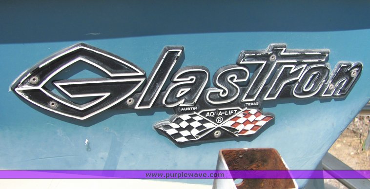 image for item 6075 Glastron 18' tri-hull boat with trailer