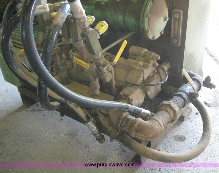 image for item 6163 Hydraulic pump