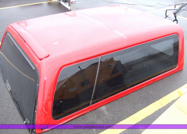 image for item 6661 Astro CR1800 truck bed topper