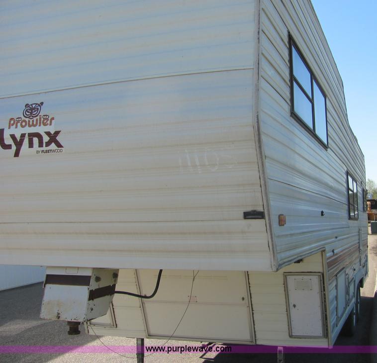 image for item 6771 1988 Fleetwood Prowler 1YX2 fifth-wheel camper