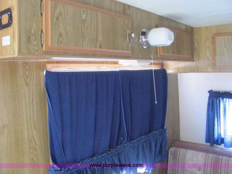 image for item 6771 1988 Fleetwood Prowler 1YX2 fifth-wheel camper