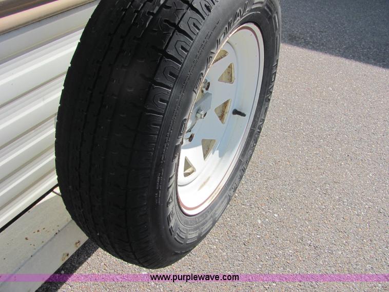 image for item 6771 1988 Fleetwood Prowler 1YX2 fifth-wheel camper