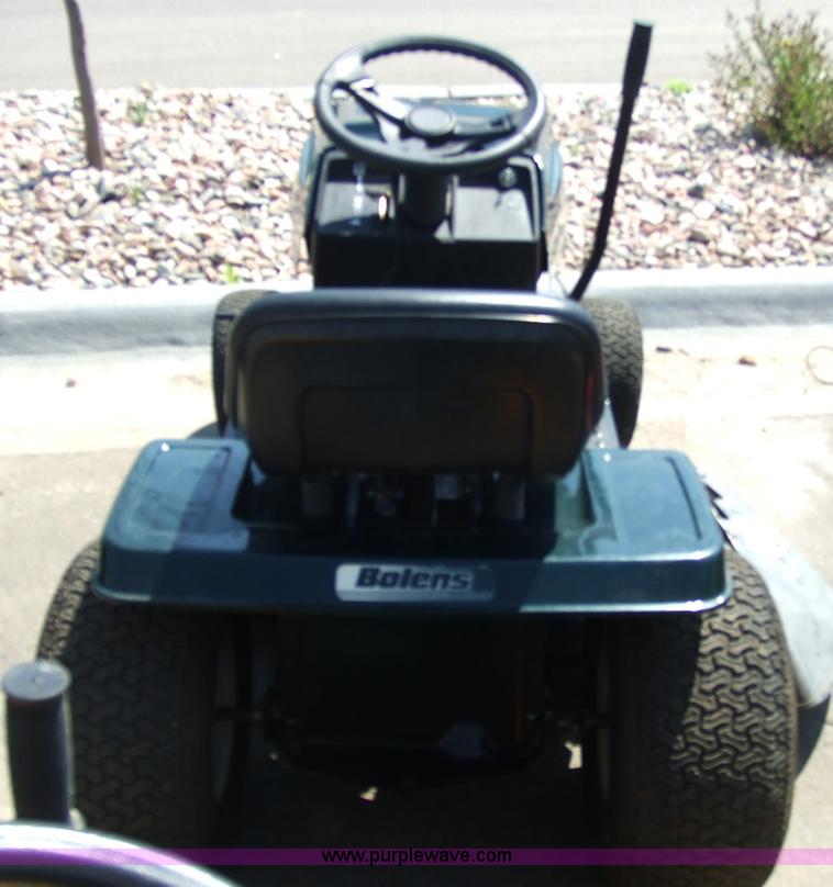 image for item 6838 Bolens lawn tractor