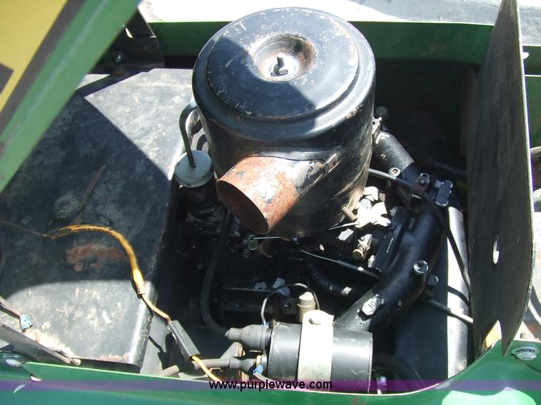 image for item 6839 John Deere 317 garden tractor