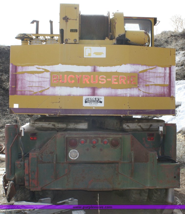 image for item 2113 1979 Bucyrus Erie 30XL truck crane