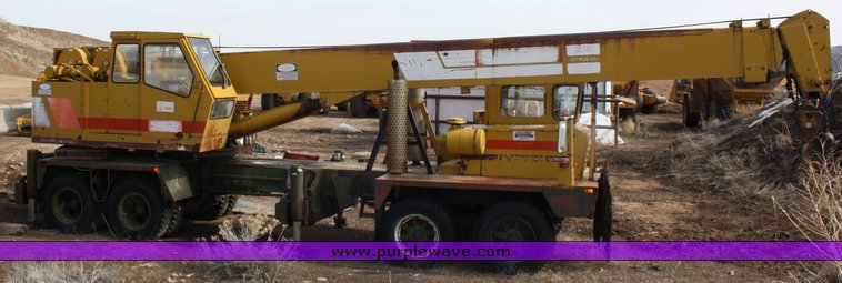 image for item 2113 1979 Bucyrus Erie 30XL truck crane