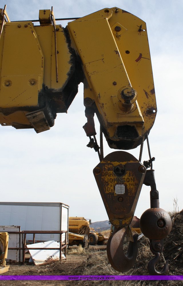 image for item 2113 1979 Bucyrus Erie 30XL truck crane