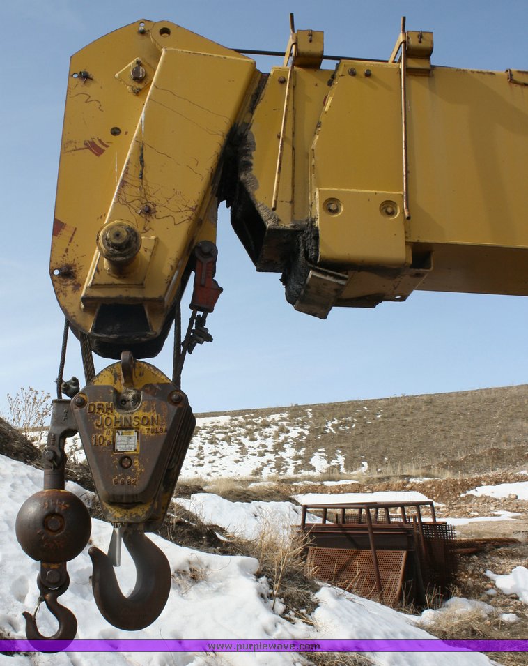 image for item 2113 1979 Bucyrus Erie 30XL truck crane