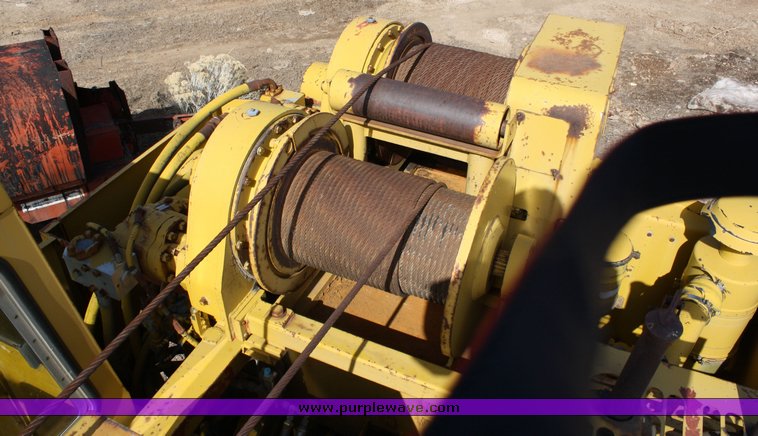 image for item 2113 1979 Bucyrus Erie 30XL truck crane