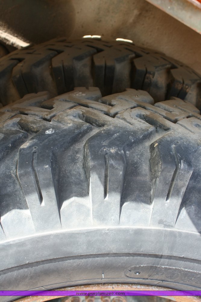 image for item 2113 1979 Bucyrus Erie 30XL truck crane