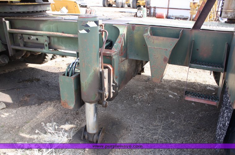 image for item 2113 1979 Bucyrus Erie 30XL truck crane