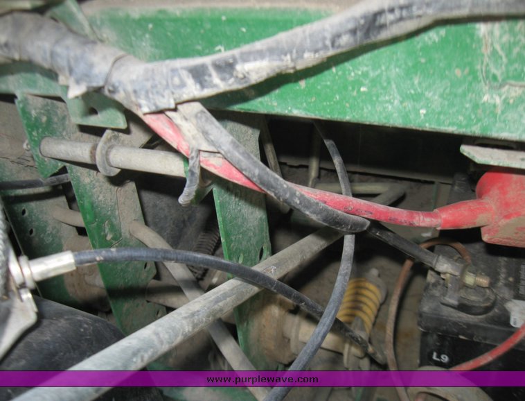 image for item 2180 2005 John Deere Gator TS