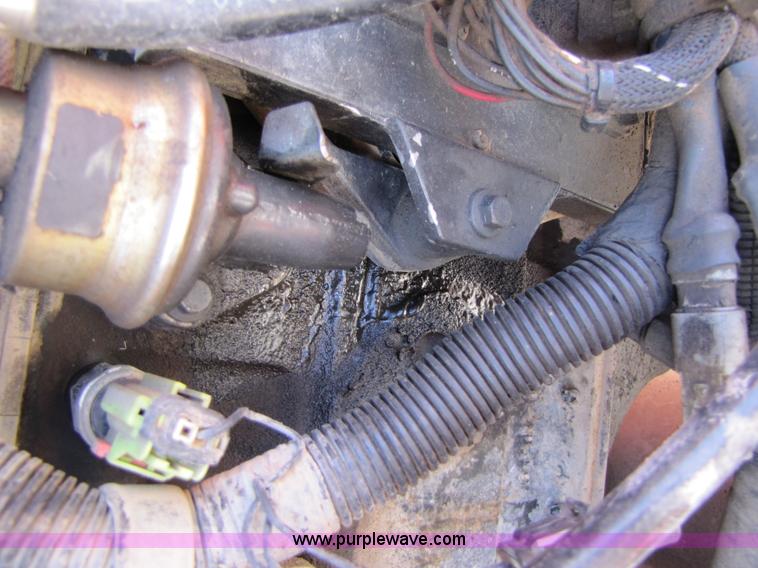 image for item 3016 2004 SkyTrak 8042 telehandler