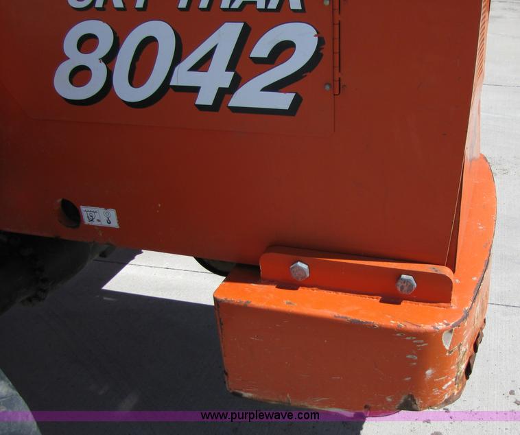 image for item 3016 2004 SkyTrak 8042 telehandler