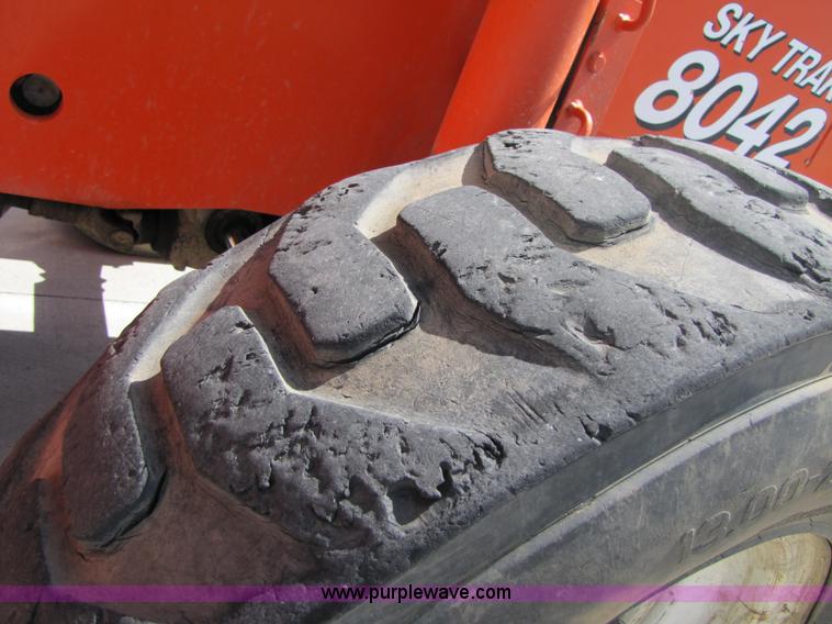 image for item 3016 2004 SkyTrak 8042 telehandler