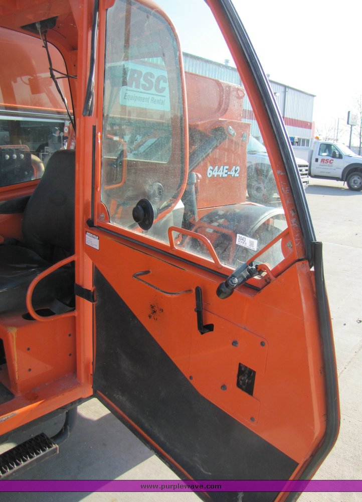 image for item 3043 2005 Lull 644E-42 telehandler