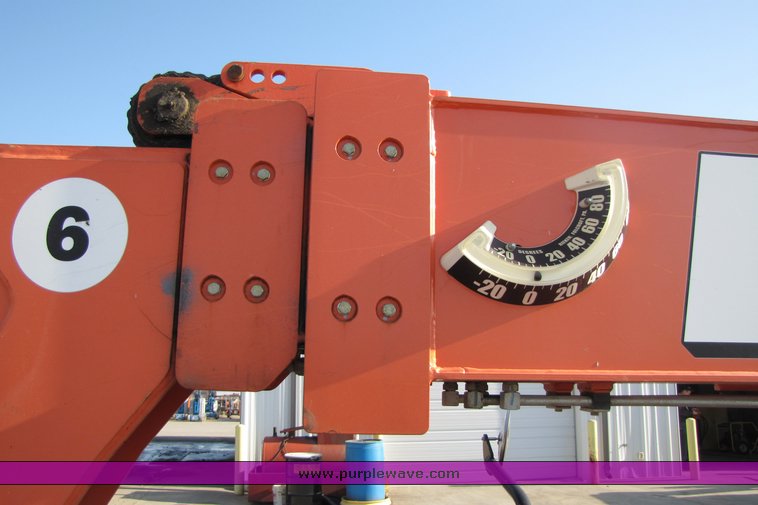 image for item 3043 2005 Lull 644E-42 telehandler