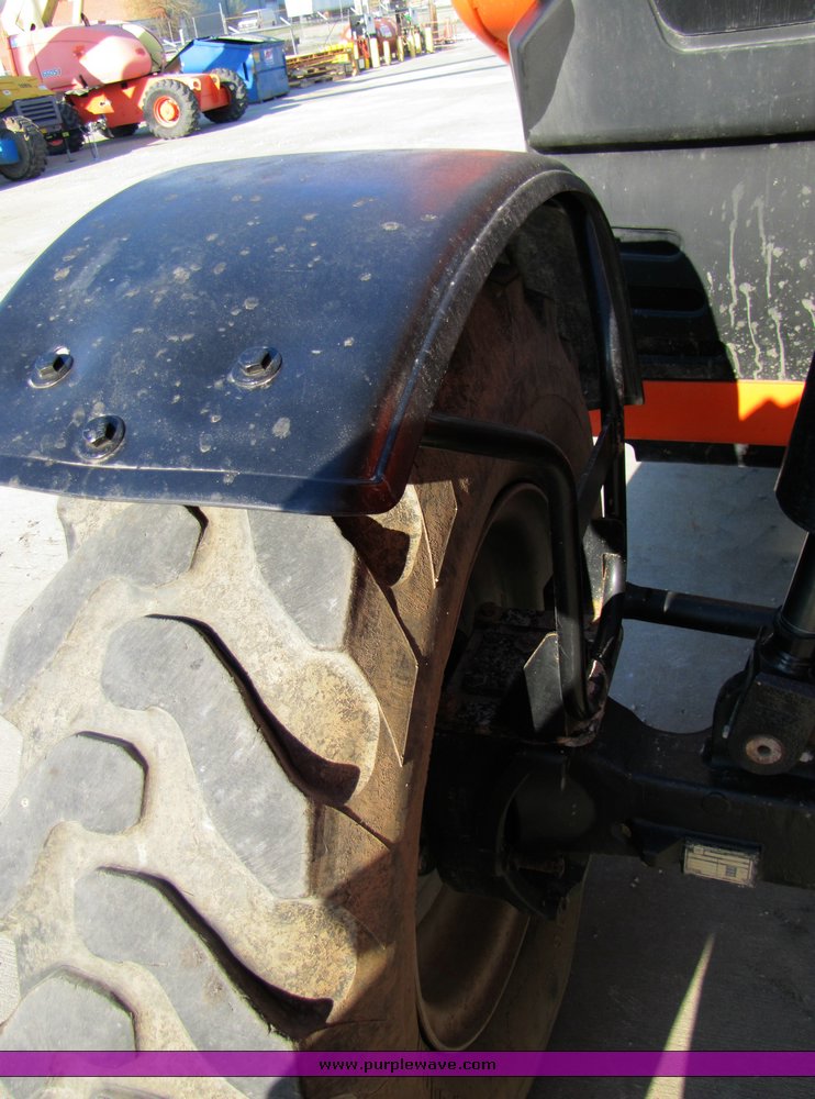 image for item 3043 2005 Lull 644E-42 telehandler