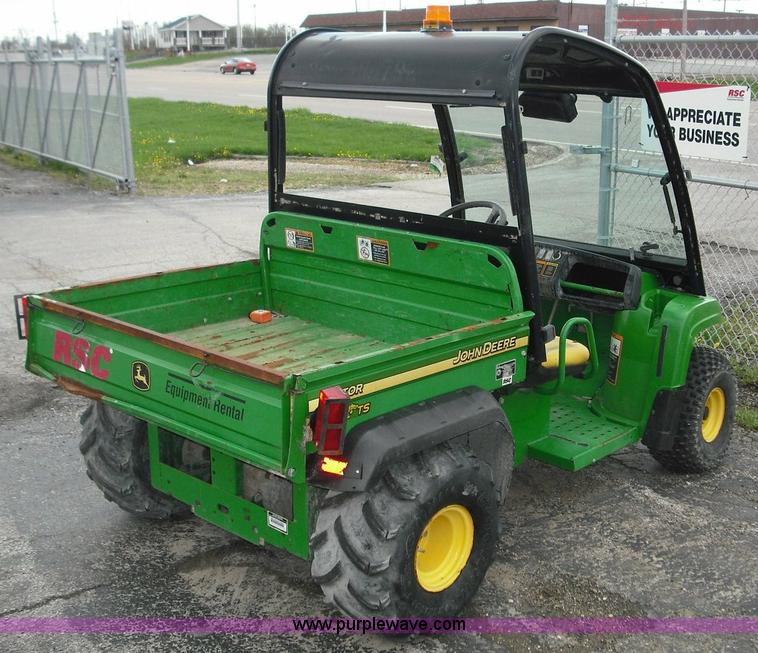 image for item 3293 2005 John Deere Gator TS