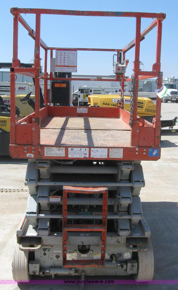 image for item 3986 Skyjack SJIII 4632 scissor lift