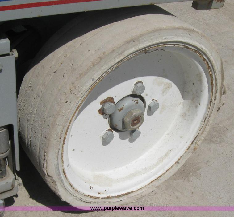 image for item 3986 Skyjack SJIII 4632 scissor lift