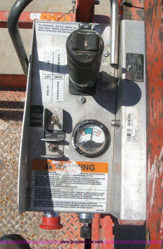 Skyjack SJIII 4632 scissor lift in Manhattan, KS | Item 3986 sold