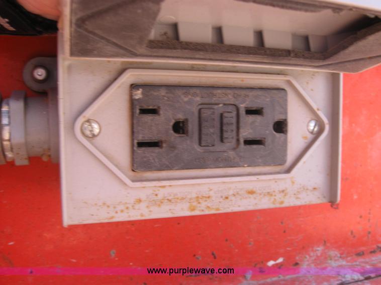 image for item 3986 Skyjack SJIII 4632 scissor lift