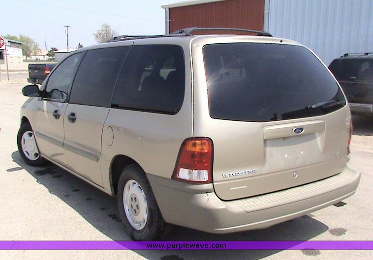 image for item 1100 2001 Ford Windstar LX