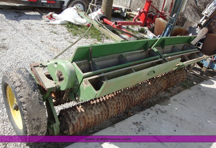image for item 1106 Brillion pull type seeder