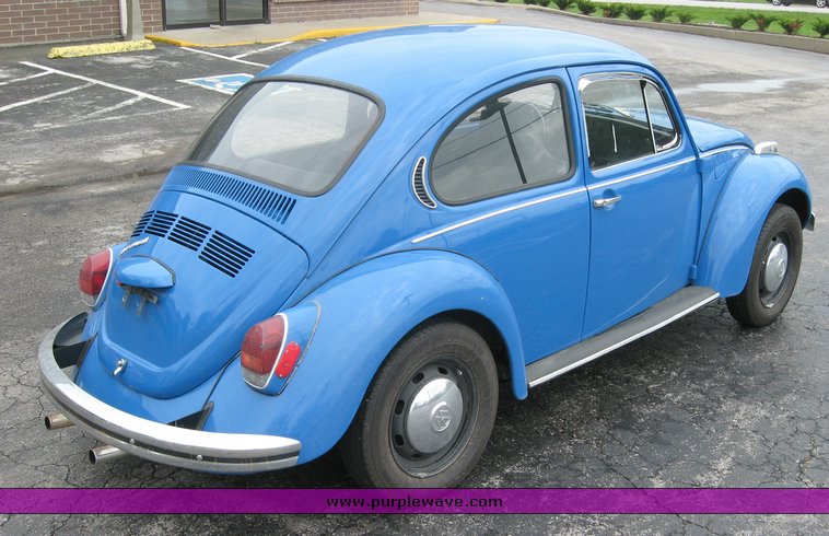 image for item 2021 1972 Volkswagen Beetle