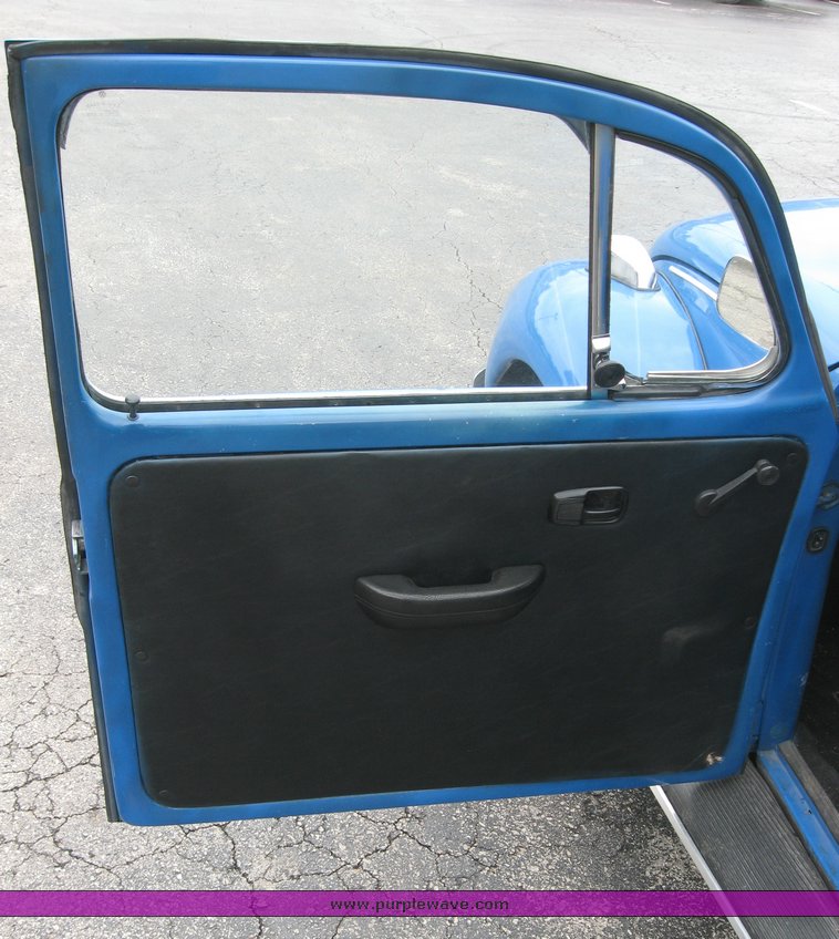 image for item 2021 1972 Volkswagen Beetle