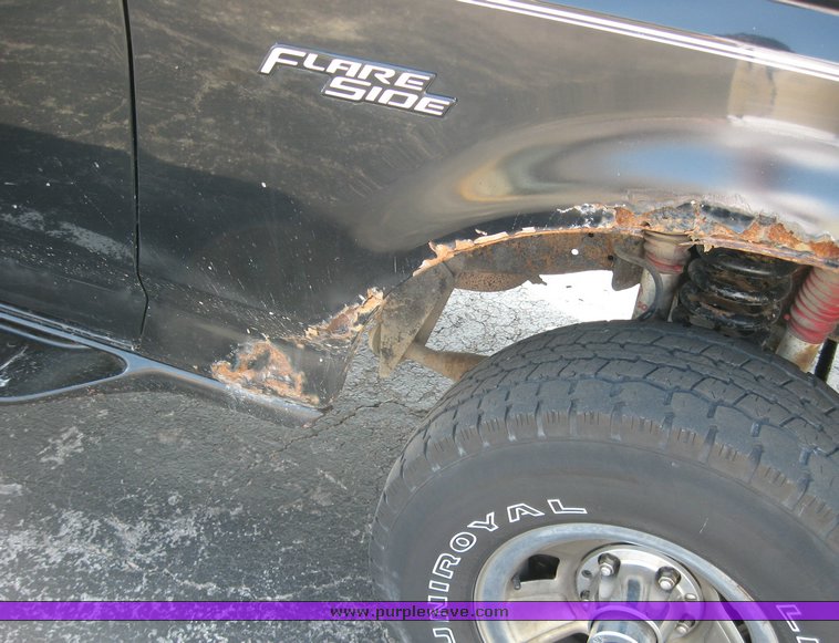 image for item 2022 1995 Ford F150 flare side pickup