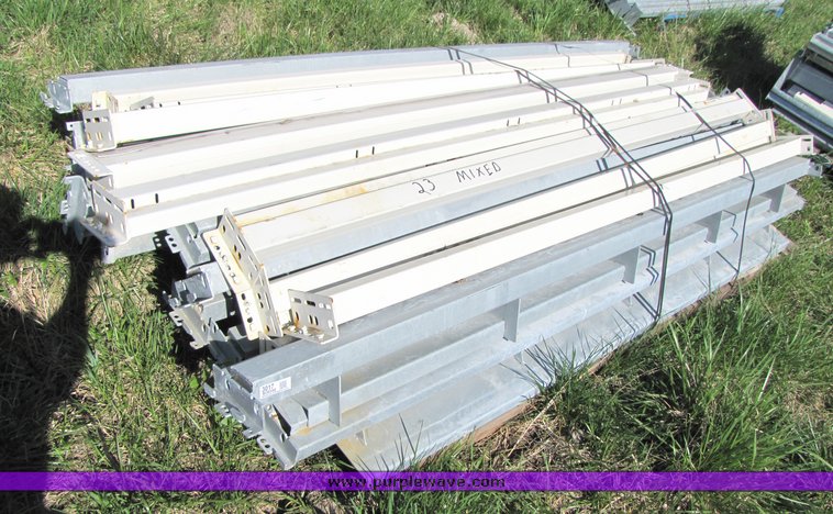 image for item 3017 (23) mixed pallet racking cross members