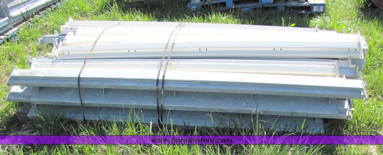 image for item 3017 (23) mixed pallet racking cross members