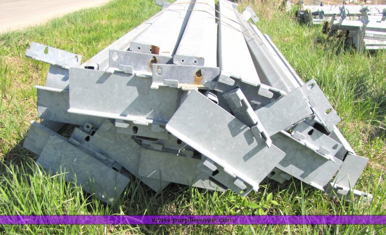 image for item 3019 (16) 93" mixed pallet racking cross members