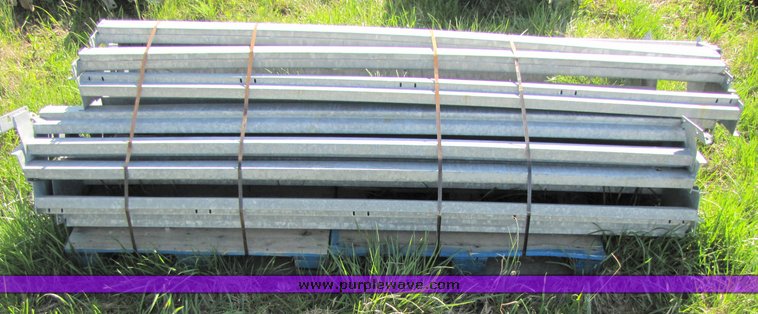 image for item 3019 (16) 93" mixed pallet racking cross members