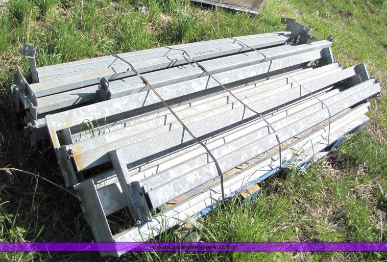 image for item 3021 (15) 93" mixed pallet racking cross members