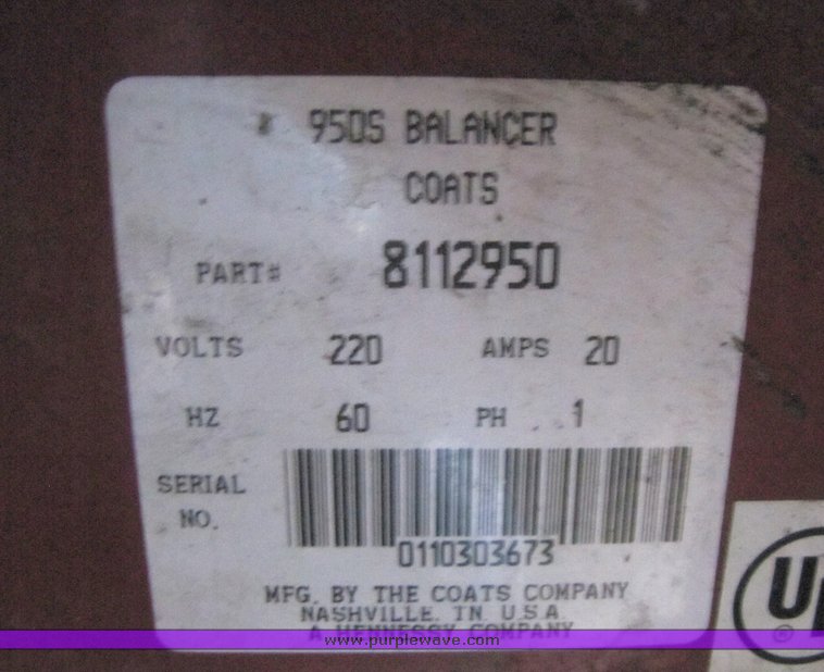 image for item 3028 Coat 950S tire ballancer