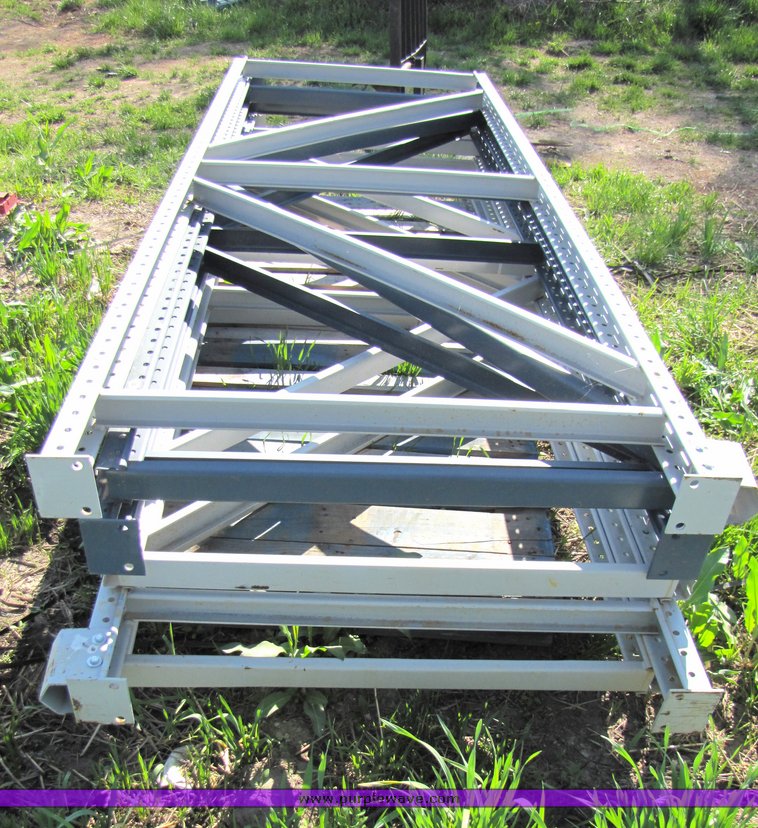 image for item 3048 (6) 10' x 44" pallet racking uprights